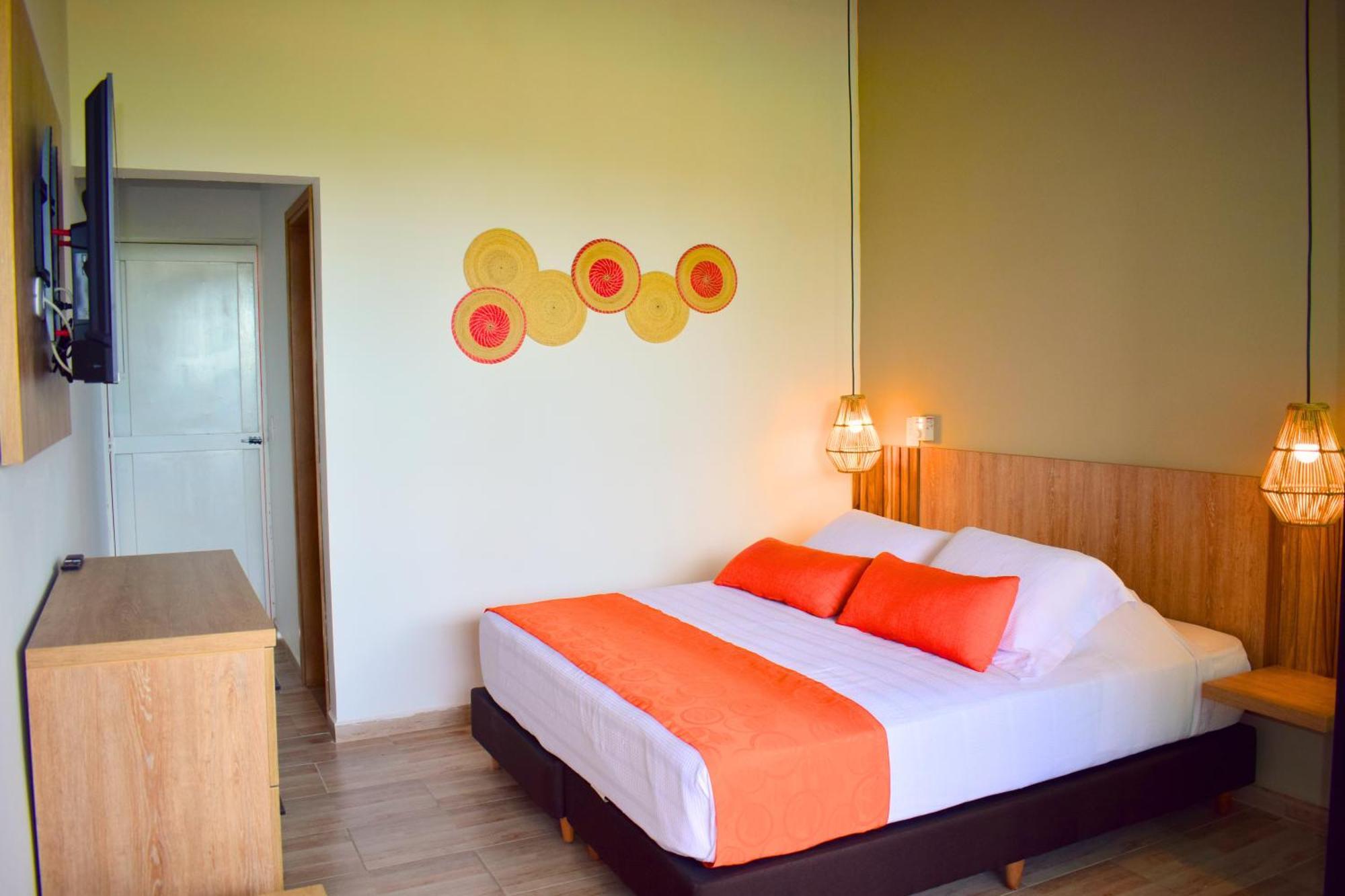 Hotel Parque De Los Arrieros Montenegro Dış mekan fotoğraf
