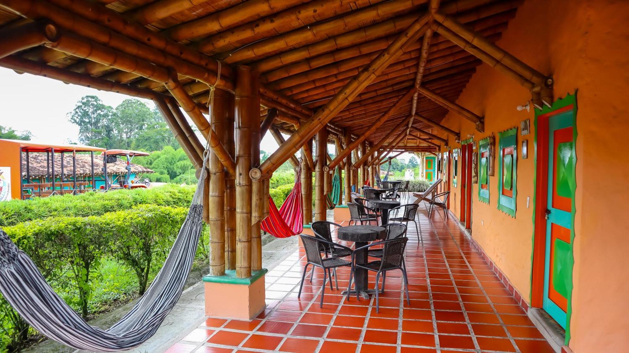 Hotel Parque De Los Arrieros Montenegro Dış mekan fotoğraf