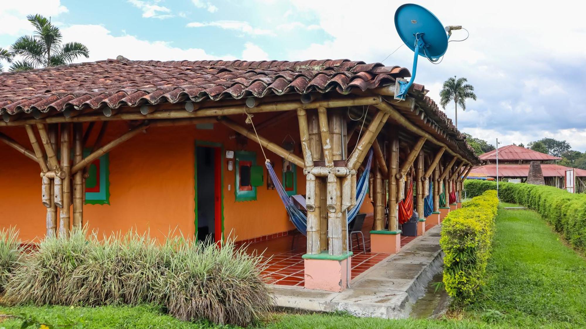 Hotel Parque De Los Arrieros Montenegro Dış mekan fotoğraf