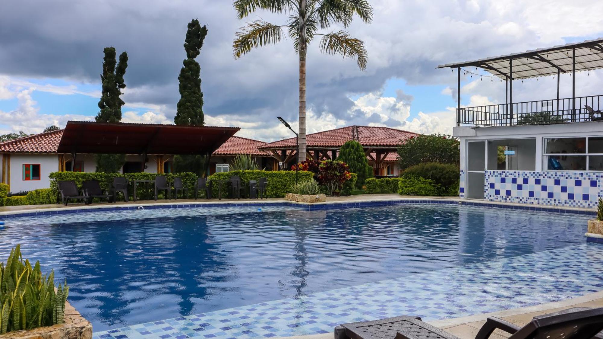 Hotel Parque De Los Arrieros Montenegro Dış mekan fotoğraf