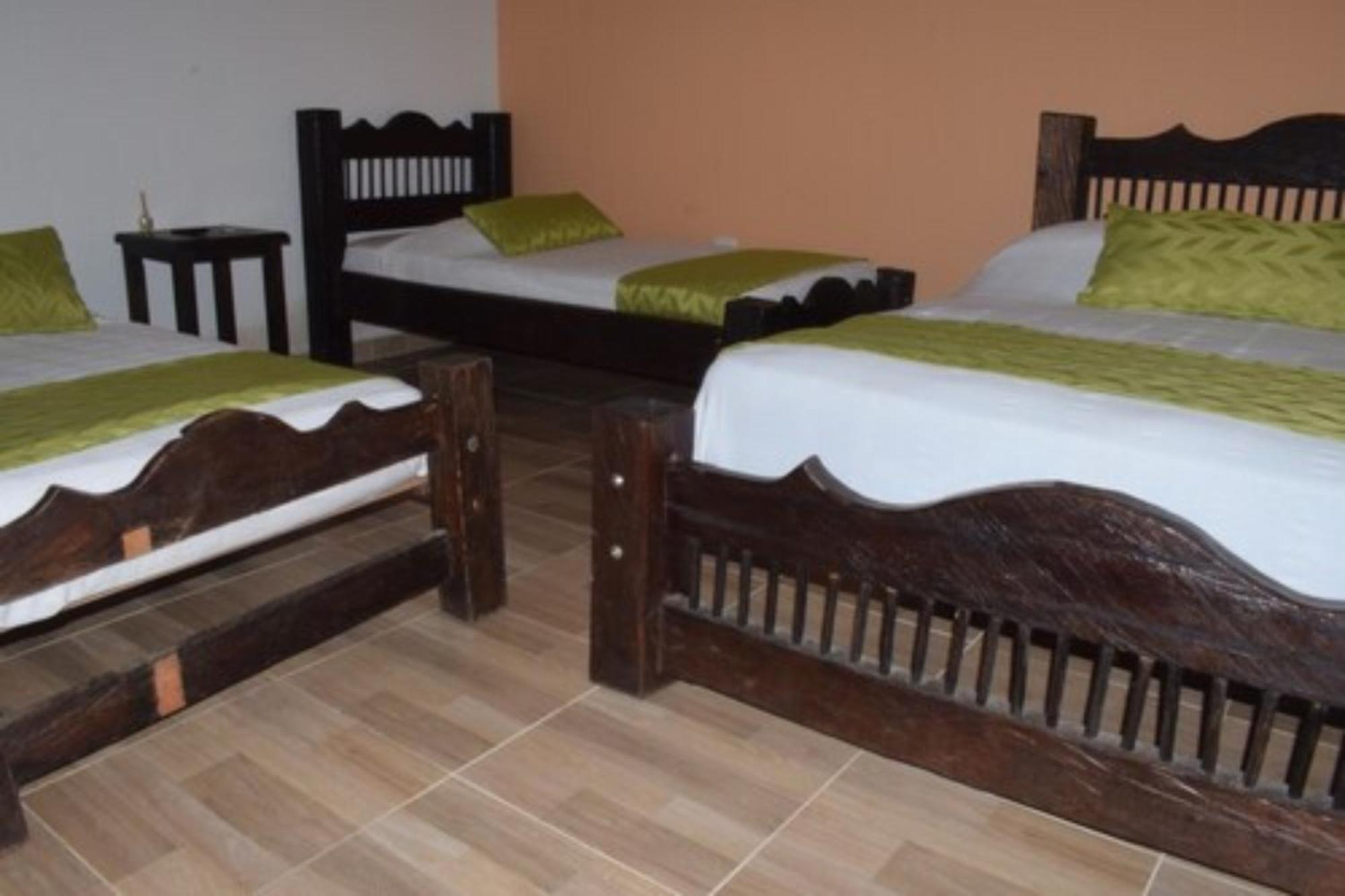 Hotel Parque De Los Arrieros Montenegro Dış mekan fotoğraf