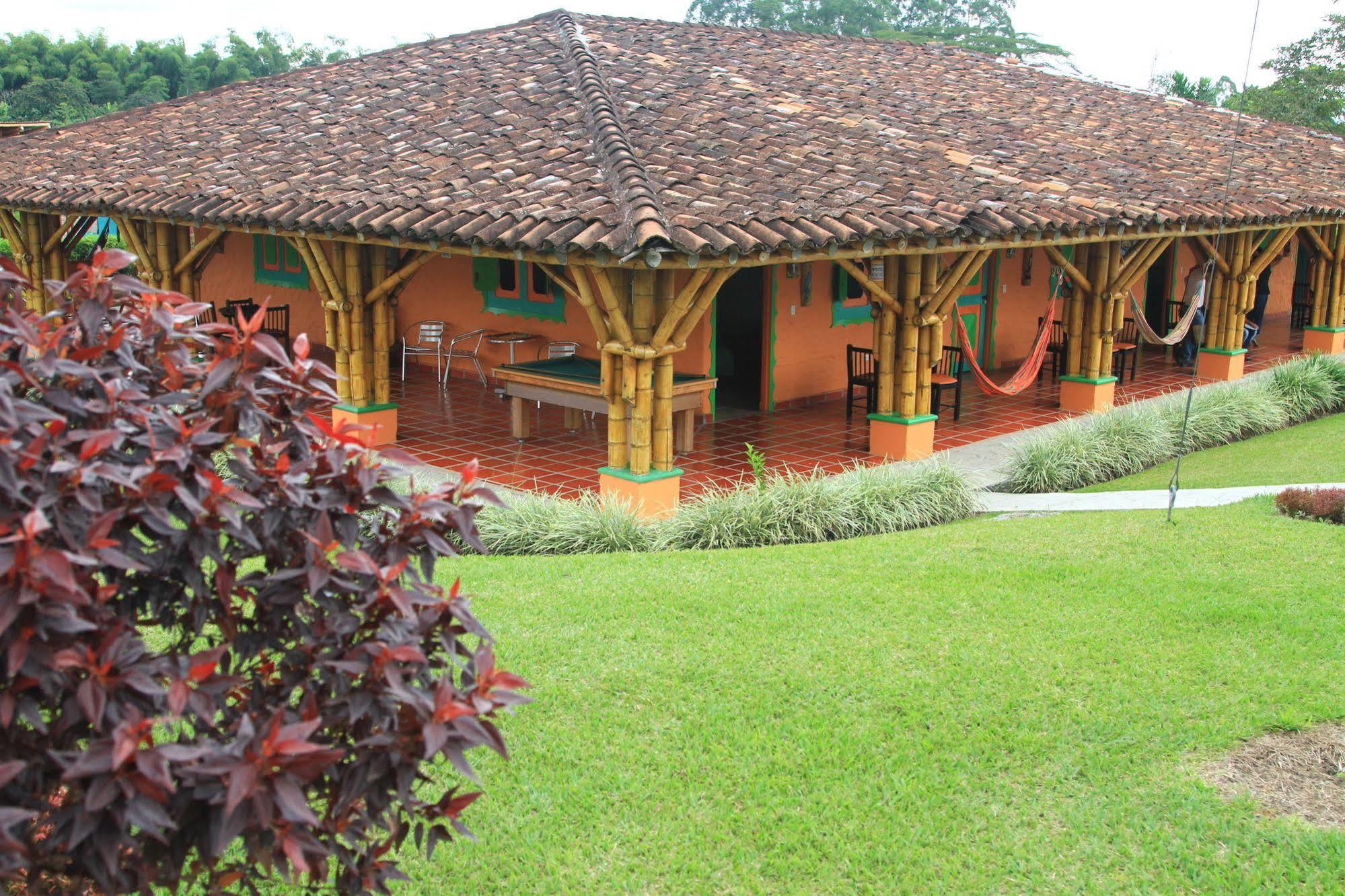 Hotel Parque De Los Arrieros Montenegro Dış mekan fotoğraf